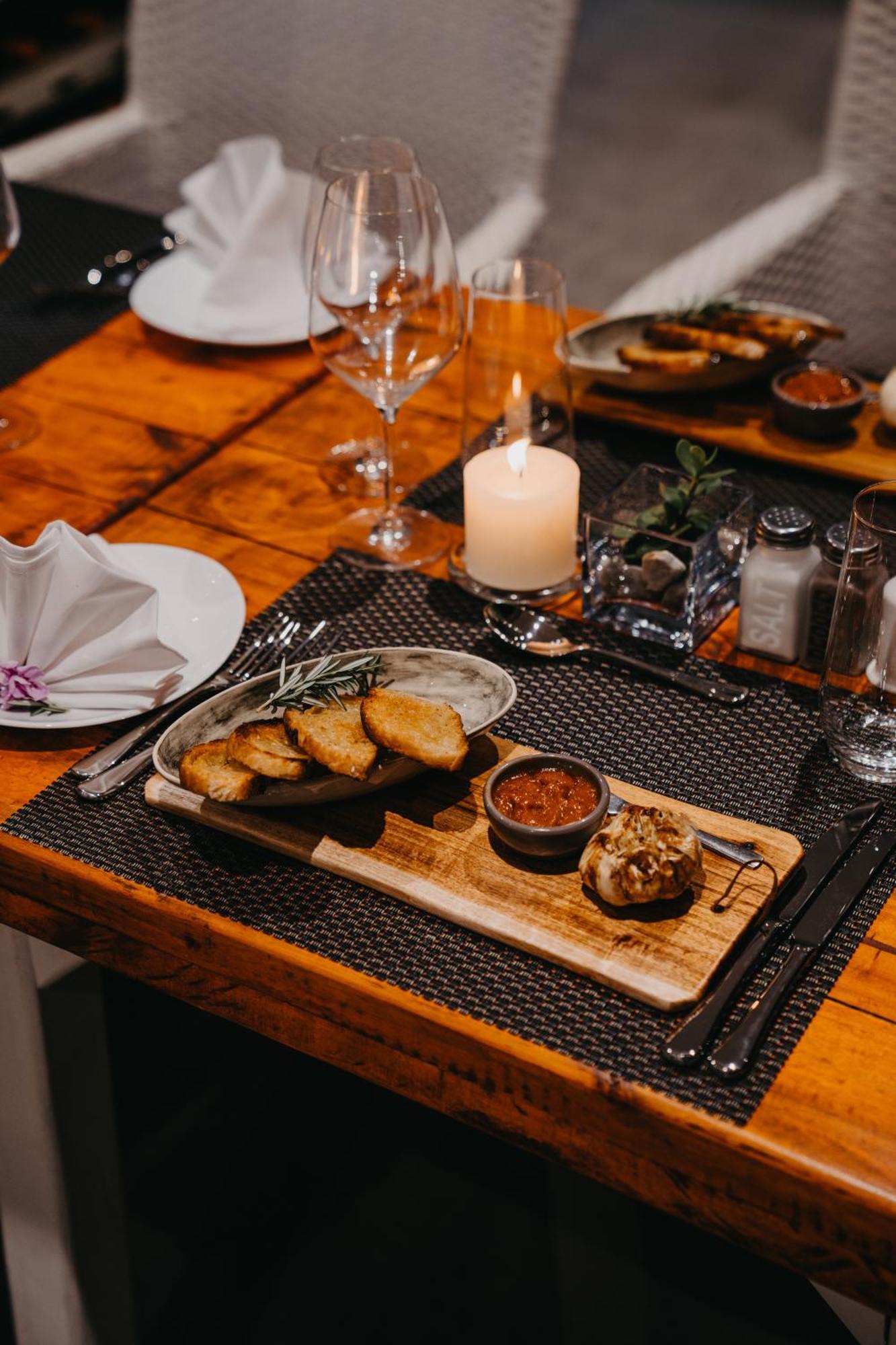Pictures Guest House Boutique Hotel Оудсхорн Экстерьер фото